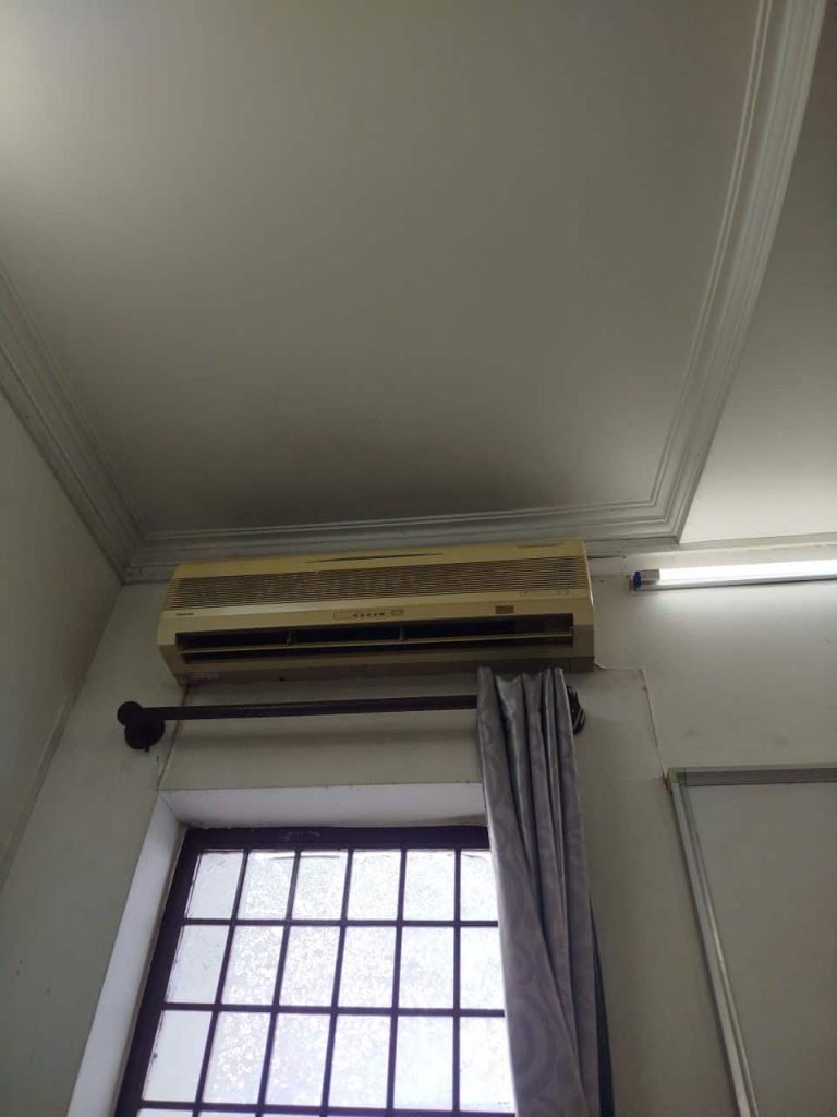 Máy lạnh phát tiếng kêu khi vận hành – Ca kiểm tra thực tế 2026 08 01 2026 sua may lanh dan mu qua cu binh thanh.jpg