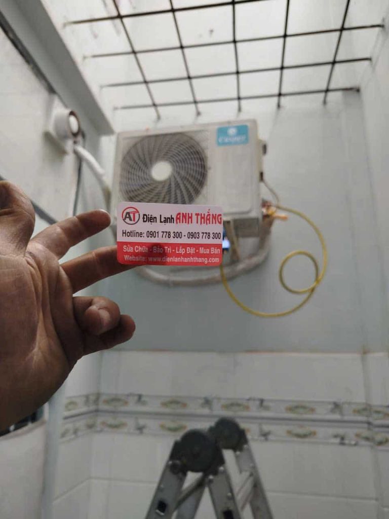 Cục nóng máy lạnh cần lắp đặt hoàn chỉnh – Ca kiểm tra thực tế 2026 08 01 2026 sua may lanh ho tro lap bao hanh tan phu.JPG 2