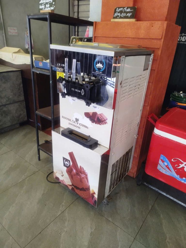 Máy làm kem hoạt động chưa ổn định – Ca kiểm tra thực tế 2026 09 01 206 kiem tra may lam kem go vap.JPG