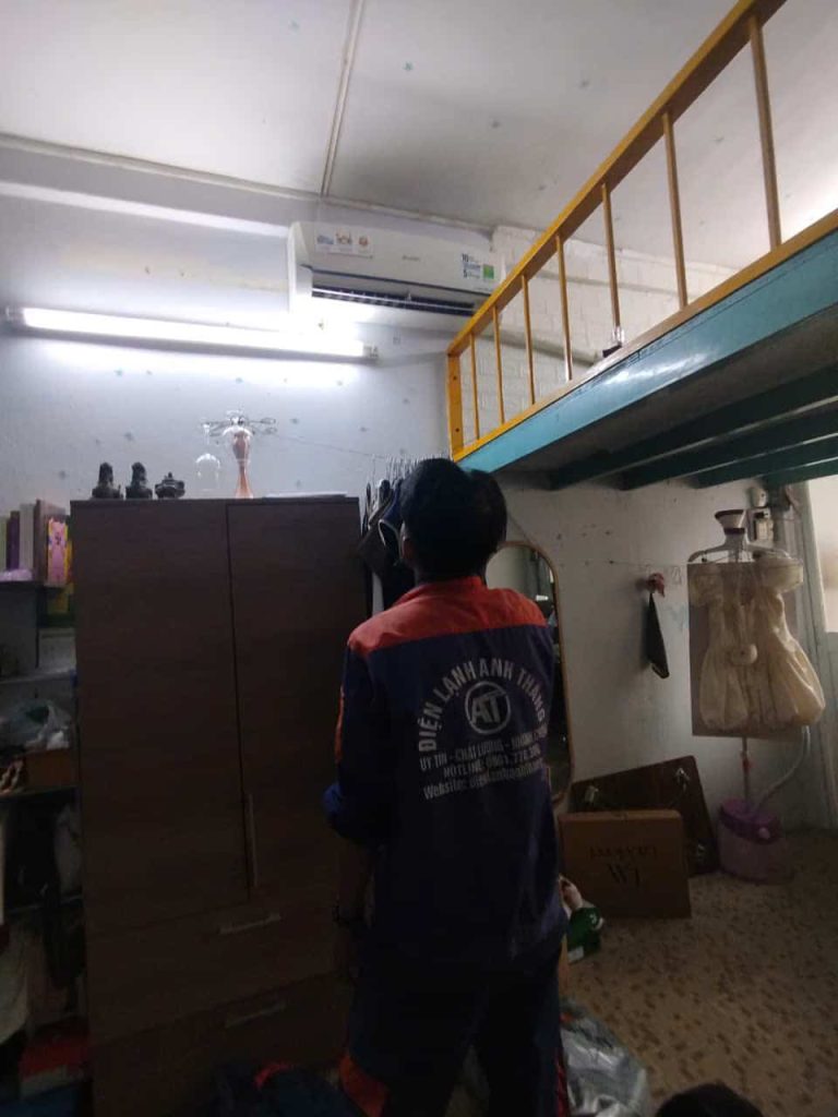 Máy lạnh Sharp báo lỗi 9 đèn vàng – Ca kiểm tra thực tế 2026 12 01 2026 sua may lanh sharp loi 9 den vang phu nhuan.jpg