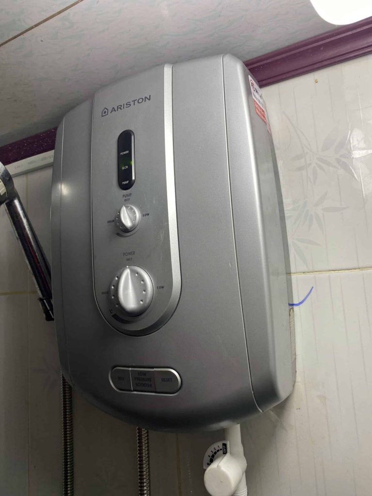 Máy nước nóng cần ráp lắp – Ca kiểm tra thực tế 2026 12 01 2026 sua rap may nuoc nong quan 6.jpg 2