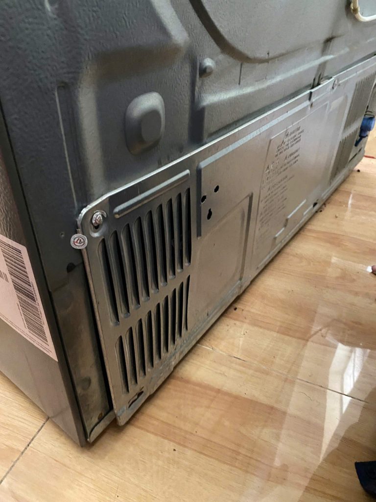 Tủ lạnh LG side by side lạnh kém, tan đá – Ghi nhận kiểm tra thực tế 2026 14 01 2026 kiem tra tu lanh lg side by side khong du lanh tan da quan 9.jpg 2