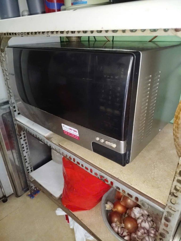 Lò vi sóng không làm nóng thực phẩm – Ca kiểm tra thực tế 2026 14 01 2026 sua lo vi song kiem tra quan 3.jpg