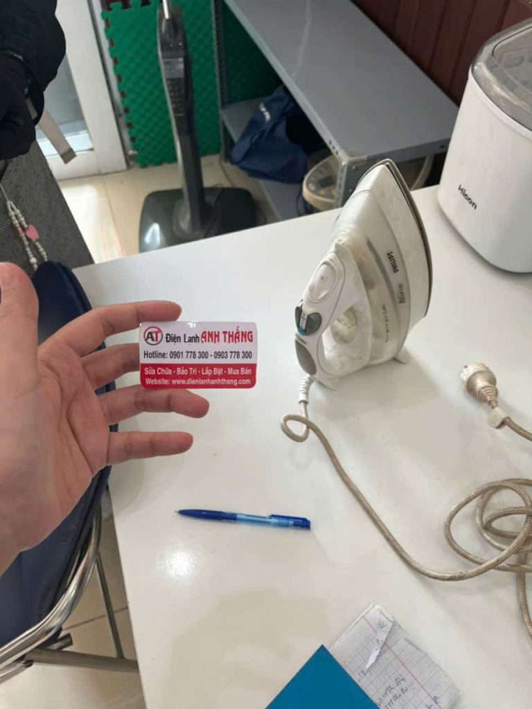 Bàn ủi hơi nước philips có điện không nóng – Ghi nhận kiểm tra thực tế 2026 ban ui hoi nuoc co dien khong nong.jpg