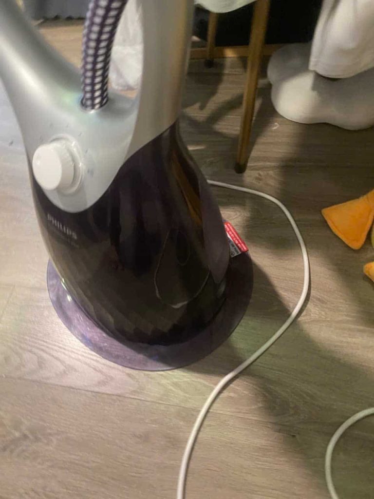 Bàn ủi hơi nước Philips GC558 ra hơi yếu – Ghi nhận kiểm tra thực tế 2026 ban ui hoi nuoc philips gc558 ra hoi yeu.jpg 2