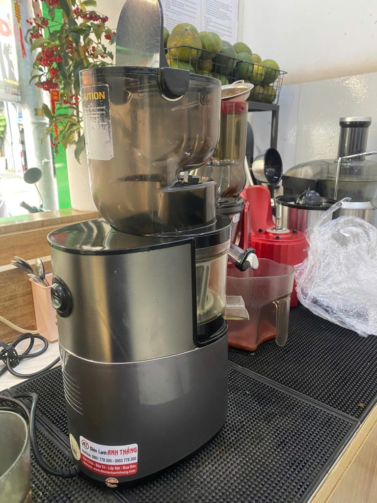 Máy ép chậm vận hành phát tiếng kêu – Ghi nhận kiểm tra thực tế 2026 may ep cham van hanh phat tieng keu.jpg