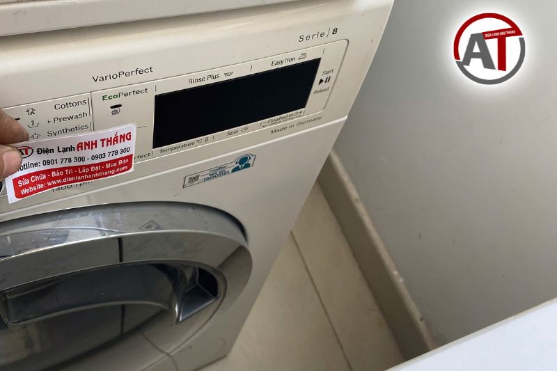 Máy giặt BOSCH Series 8 cần tháo kiểm tra tổng thể – Ca kiểm tra thực tế 2026 may giat series can thao kiem tra tong the.jpg