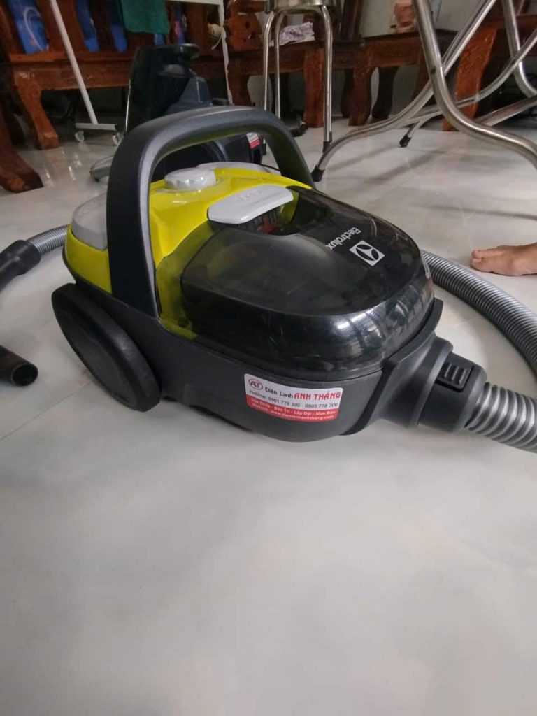 Máy hút bụi Electrolux Z1231 giảm lực hút – Ghi nhận kiểm tra thực tế 2026 may hut bui z1231 giam luc hut.jpg 2