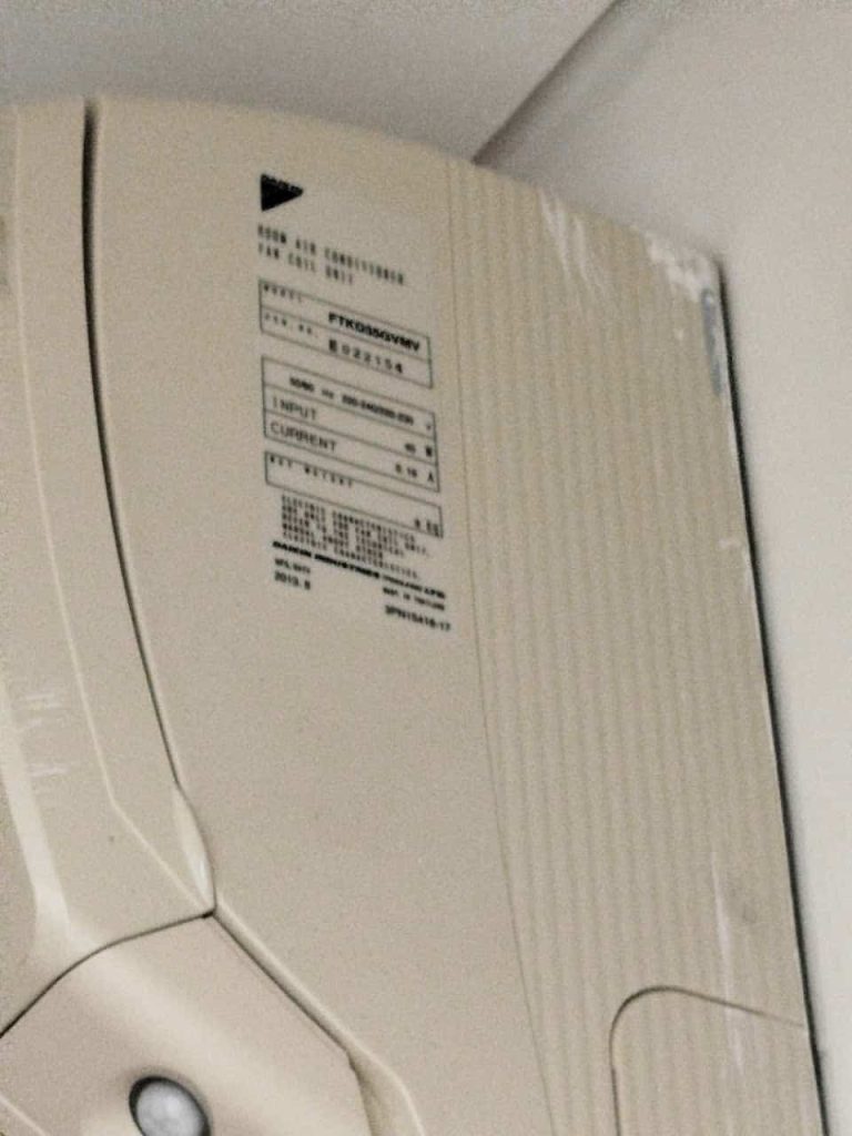 Máy lạnh bám bụi nhiều – ghi nhận kiểm tra thực tế 2026 may lanh bam bui nhieu.jpg 2