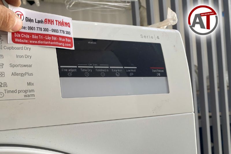 Máy sấy Series 4 cần tháo kiểm tra tổng thể – Ca kiểm tra thực tế 2026 may say series 4 can thao kiem tra tong the.jpg