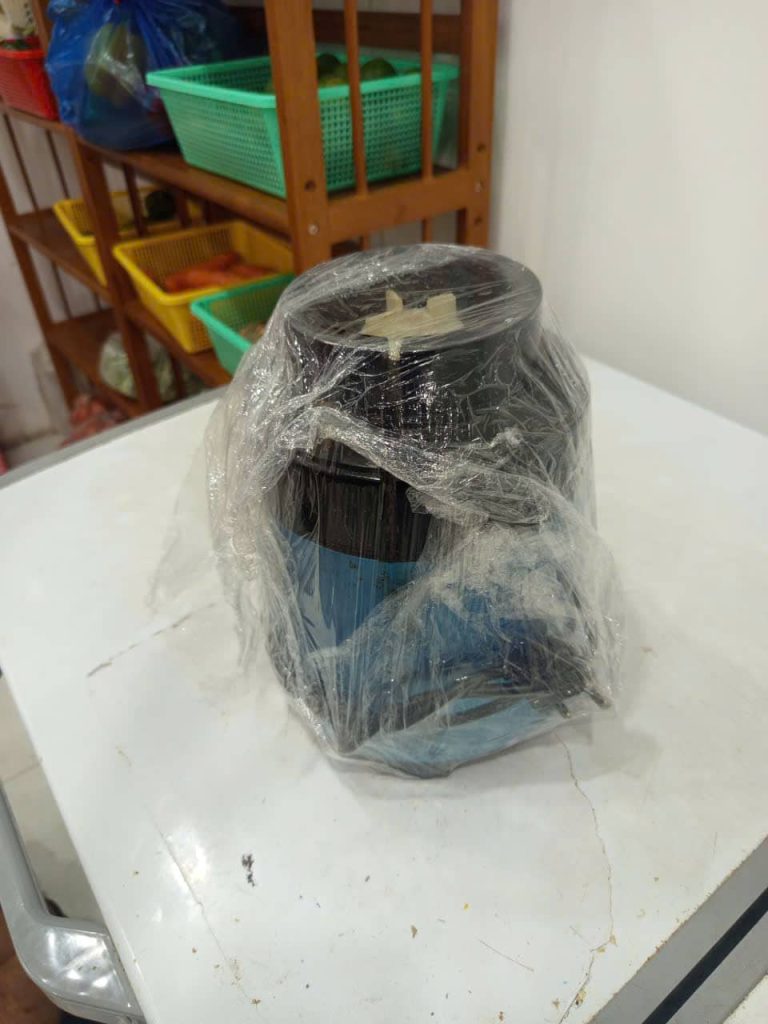 Máy xay sinh tố lưỡi dao không quay – Ca kiểm tra thực tế 2026 may xay sinh to luoi dao khong quay.jpg 2