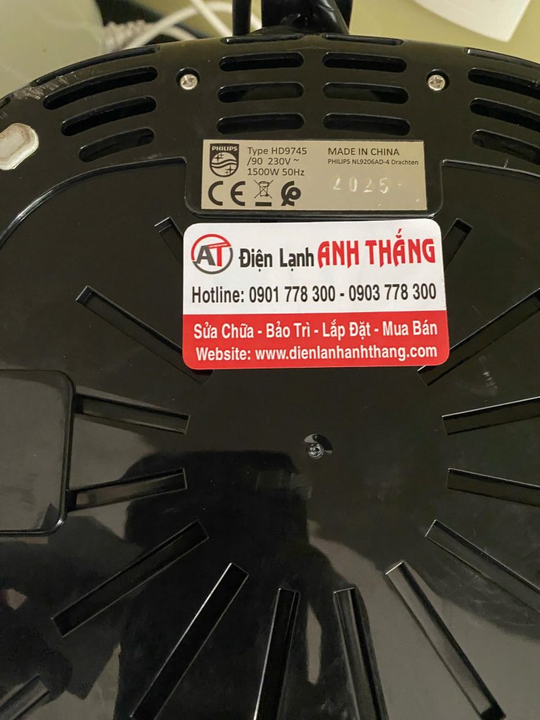 Nồi chiên không dầu HD 9745 bám bẩn lâu ngày – Ca kiểm tra thực tế 2026 noi chien khong dau hd 9745 bam ban lau ngay.jpg 3