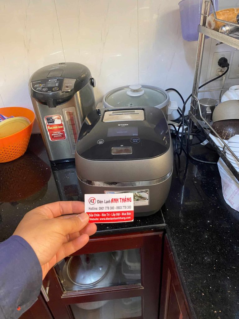 Nồi cơm điện Tiger JPX-W10W không lên nguồn – Ca kiểm tra thực tế 2026 noi com dien jpx w10w khong len nguon.jpg 3