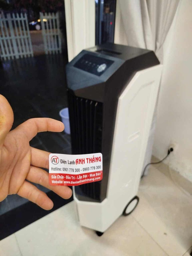 Quạt hơi nước bám cặn, mùi ẩm nhẹ – Ca kiểm tra thực tế 2026 quat hoi nuoc bam can mui am nhe 1.jpg 2 1