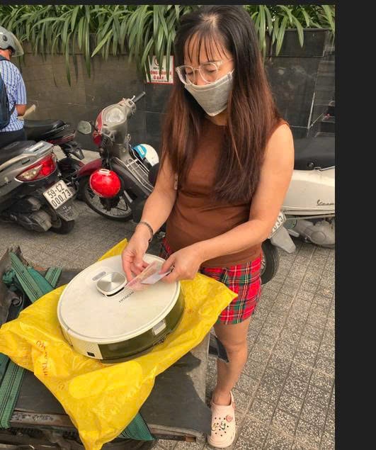 Robot hút bụi Hitachi RV-X20M không vận hành – Ca kiểm tra thực tế 2026 robot hut bui hitachi rv x20m khong van hanh.jpg 2