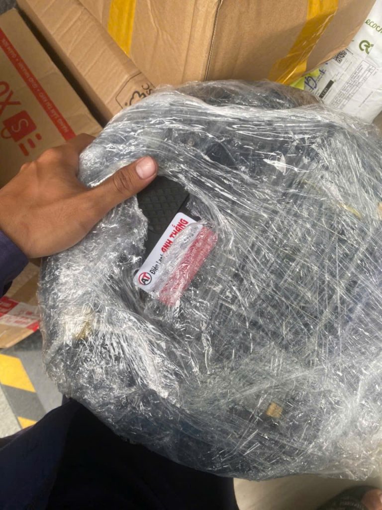 Robot hút bụi iRobot 655 sạc không vô – Ca kiểm tra thực tế 2026 robot hut bui irobot 655 sac khong vo.jpg 2