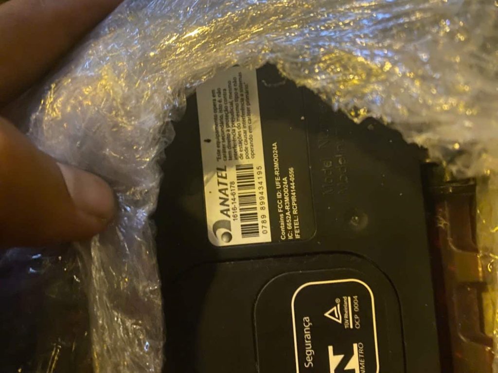 Robot hút bụi R3M0D24A sạc không vào – Ghi nhận kiểm tra thực tế 2026 robot hut bui r3m0d24a sac khong vao.JPG 2