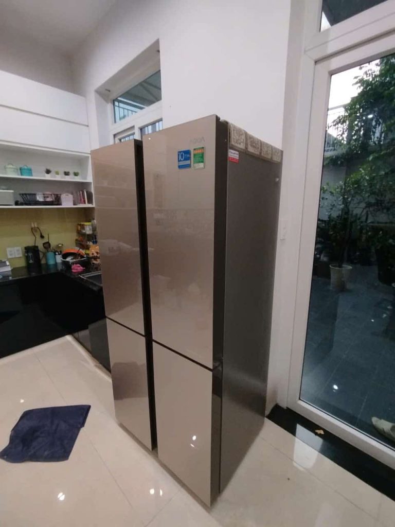 Tủ lạnh Aqua side by side đông đá ngăn mát – Ca kiểm tra thực tế 2026 tu lanh aqua side by side dong da ngan mat.jpg 2