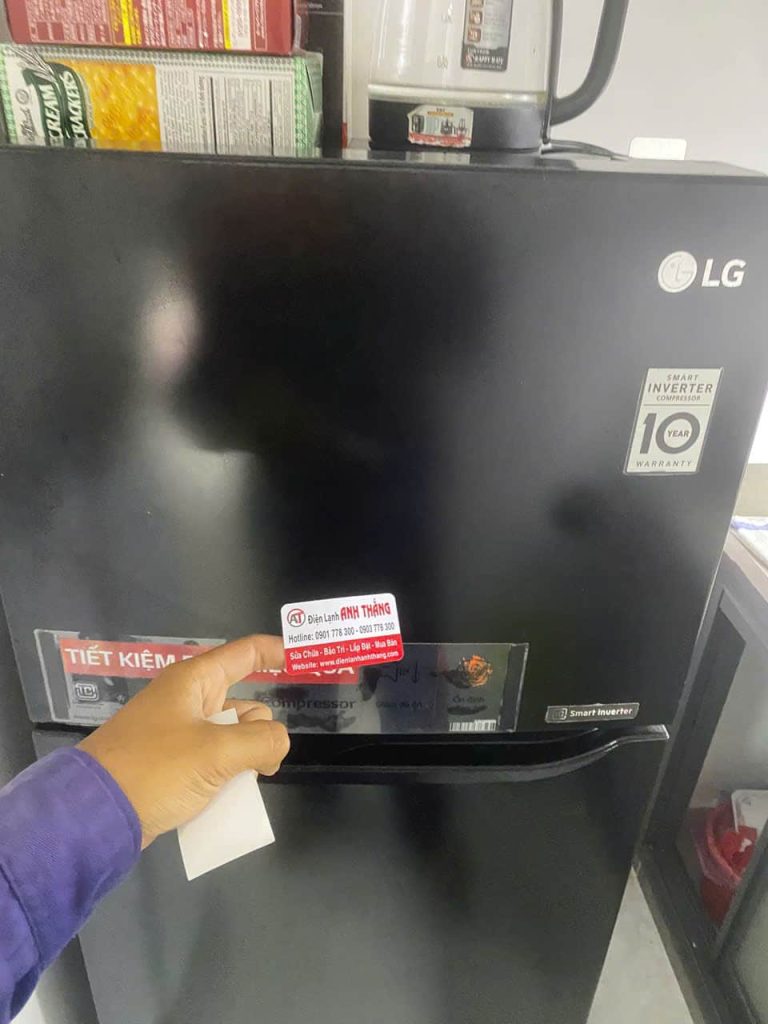 Tủ lạnh phát tiếng kêu lớn bất thường – Ca kiểm tra thực tế 2026 tu lanh phat tieng keu lon bat thuong.jpg