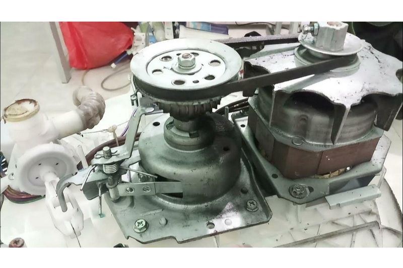 Hướng Dẫn Cách Tháo Hộp Số Máy Giặt Toshiba Tại Nhà Đơn Giản Và Chính Xác 2026 hộp số máy giặt