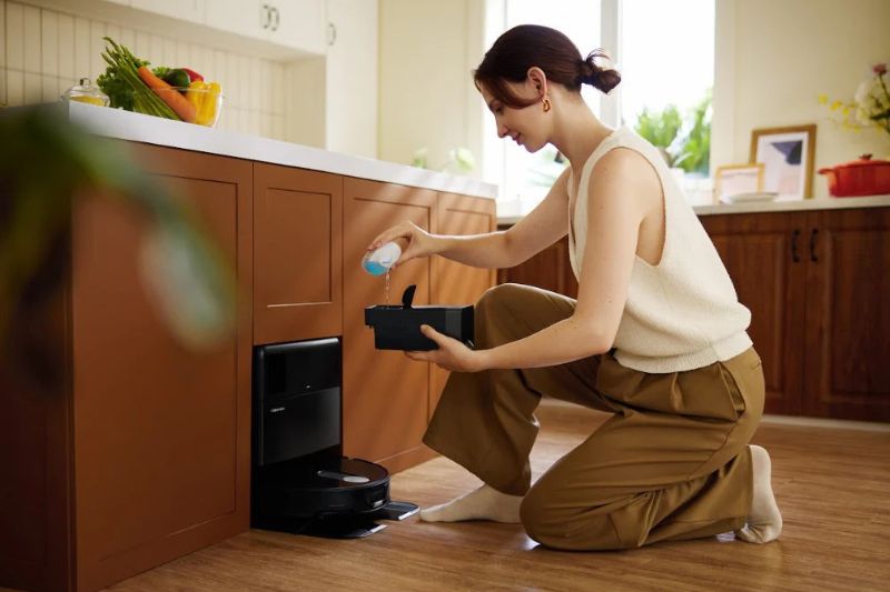 Robot Hút Bụi Bị Rò Rỉ Nước Có Nguy Hiểm Không Và Cách Xử Lý 2026 do nuoc vao robot