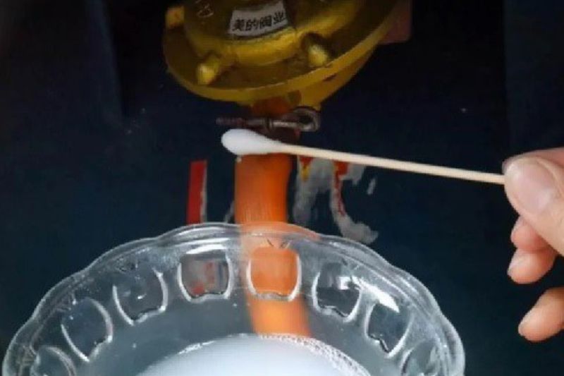 Dấu Hiệu Tủ Lạnh Thiếu Gas. Hướng Dẫn Cách Xử Lý Chính Xác 2026 kiem tra bang nuoc xa phong