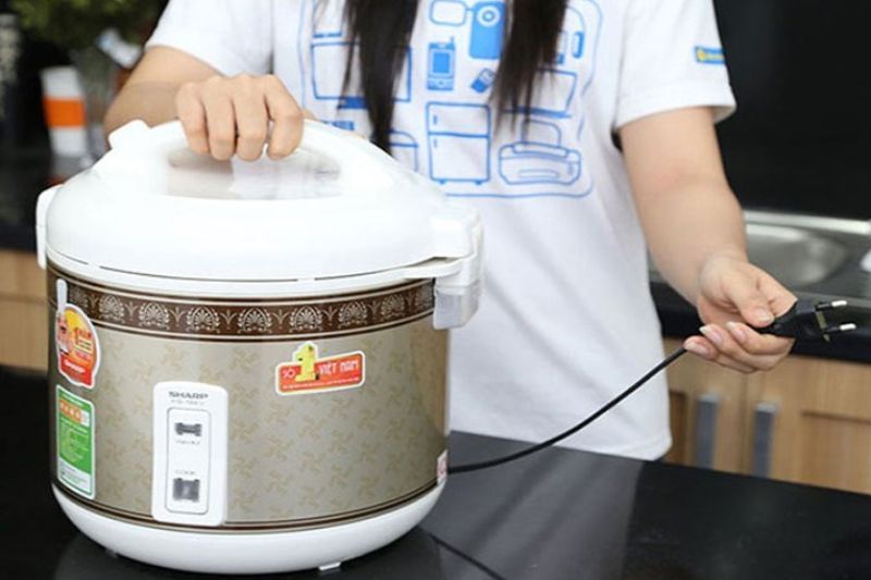 Dấu Hiệu Bo Nồi Cơm Điện Bị Lỗi Và Cách Khắc Phục Hiệu Quả 2026 kiểm tra nồi cơm
