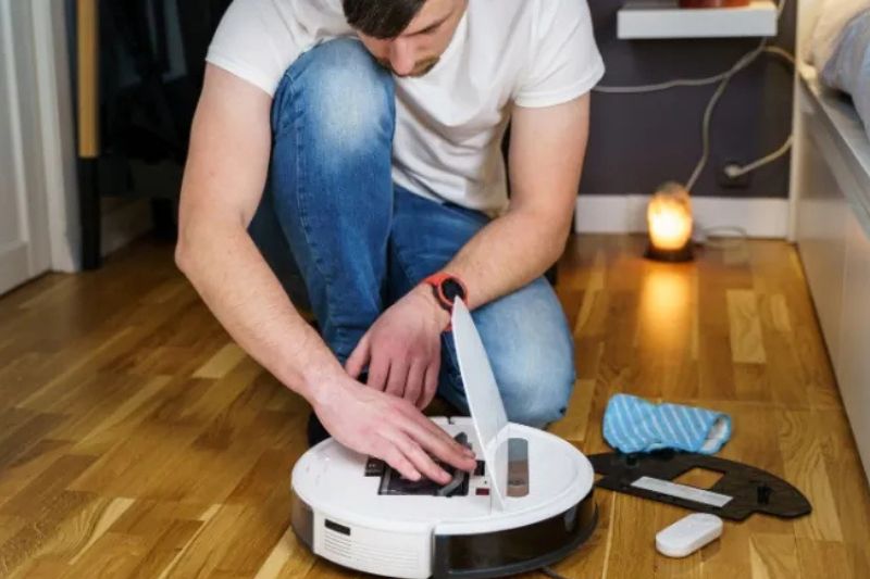 Robot Hút Bụi Bị Treo App Phải Làm Sao? Cách Xử Lý Hiệu Quả Tại Nhà 2026 robot loi firmware