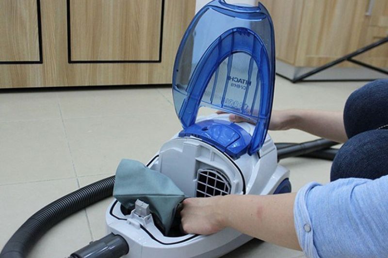 Bao Lâu Nên Vệ Sinh Máy Hút Bụi? Hướng Dẫn Chi Tiết Cho Người Dùng 2026 vệ sinh máy hút bụi