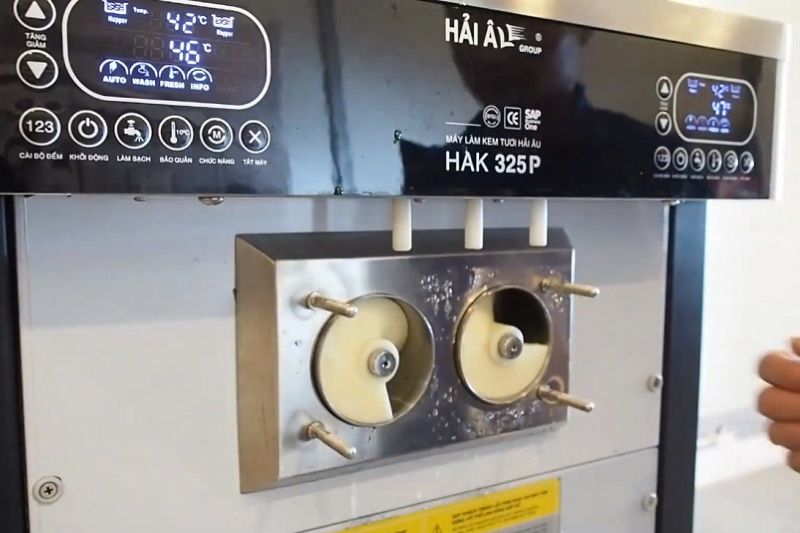 Máy Làm Kem Báo Lỗi Nhiệt Độ: Nguyên Nhân Và Cách Khắc Phục 2026 bao loi nhiet do
