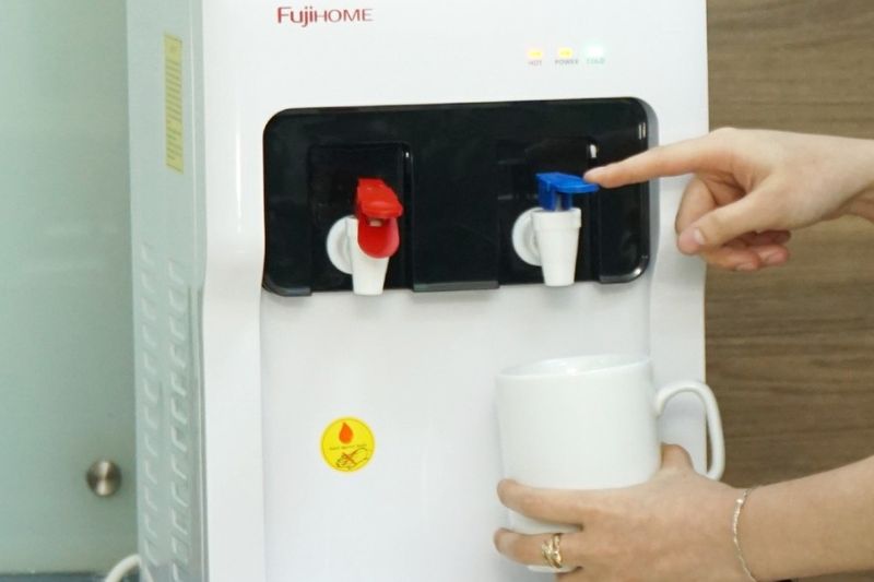 Vì Sao Cây Nước Nóng Lạnh Bị Rò Rỉ Nước? Cách Xử Lý Hiệu Quả 2026 cay nuoc nong lanh bi ro ri nuoc