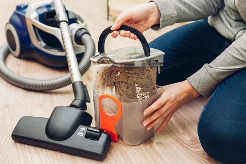 Khắc Phục Máy Hút Bụi Bị Rò Rỉ Điện An Toàn Không Cần Gọi Thợ 2026 may hut nong