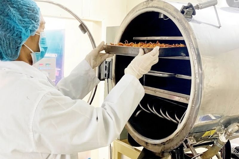 Hướng Dẫn Vệ Sinh Máy Sấy Thực Phẩm Công Nghiệp Chi Tiết 2026 máy sấy công nghiệp